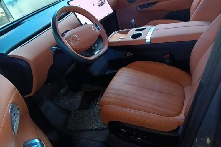 Used CHANGAN NEVO E07 2025 All-Electric 4x4 with 90 kWh Max Intelligent Driving Version
