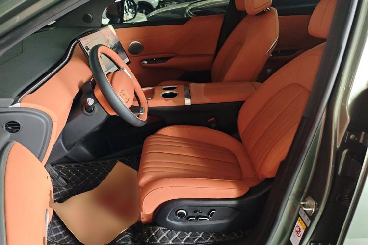 Used CHANGAN NEVO E07 2025 All-Electric 4x4 90kWh Ultra High-Performance Edition Left Front Seat