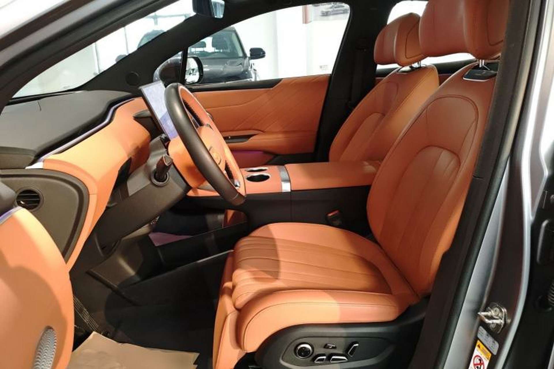 Used CHANGAN NEVO E07 2025 All-Electric 4x4 90kWh Ultra High-Performance Edition Left Front Seat
