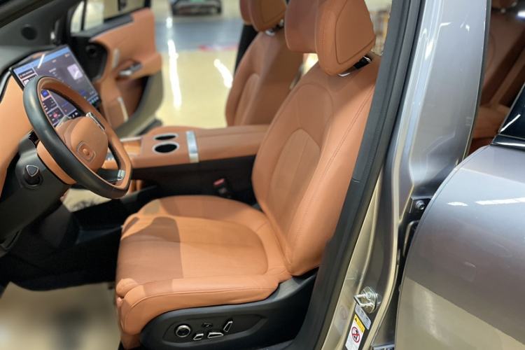 Used CHANGAN NEVO E07 2025 All-Electric 4x4 90kWh Ultra High-Performance Edition Left Front Seat
