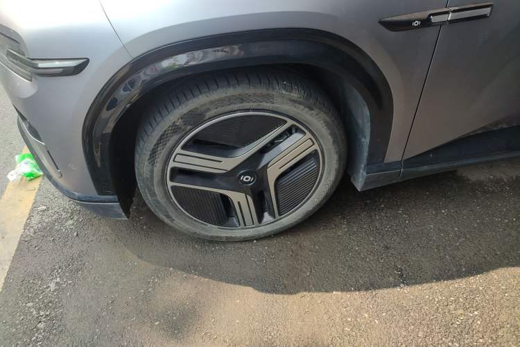Used CHANGAN NEVO E07 2025 All-Electric 4x4 90kWh Ultra High-Performance Edition Left Front Wheel Hub