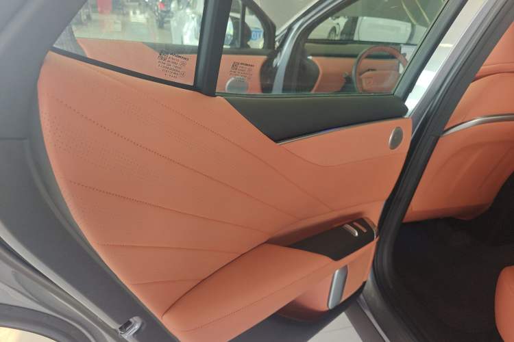 Used CHANGAN NEVO E07 2025 All-Electric 4x4 90kWh Ultra High-Performance Edition Left Rear Door Interior