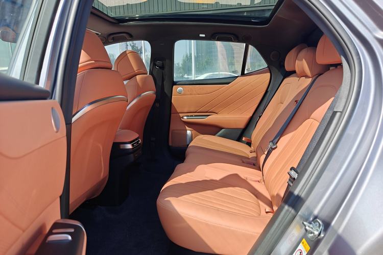 Used CHANGAN NEVO E07 2025 All-Electric 4x4 90kWh Ultra High-Performance Edition Left Rear Seat