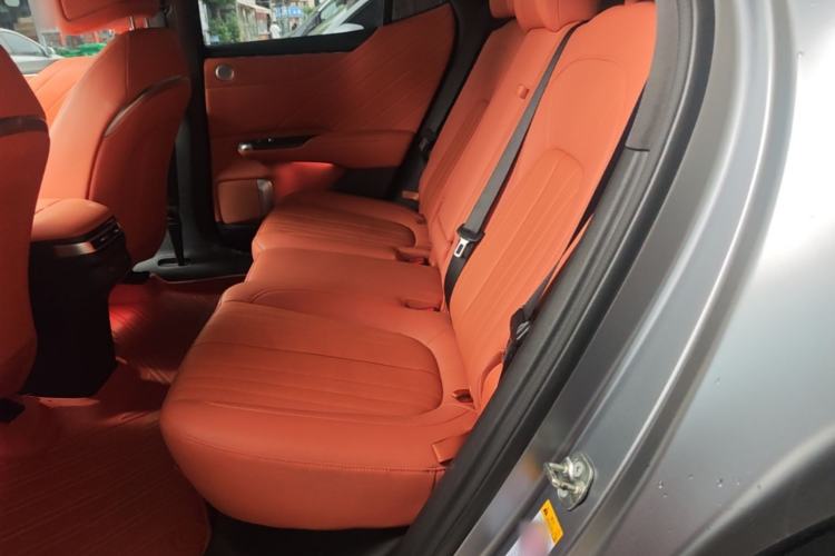 Used CHANGAN NEVO E07 2026 Model Pure Electric Four-Wheel Drive 90kWh Dacheng Edition Left Rear Seat