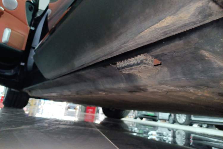 Used CHANGAN NEVO E07 2026 Model Pure Electric Four-Wheel Drive 90kWh Dacheng Edition Left Side Sill