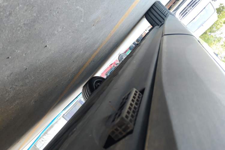 Used CHANGAN NEVO E07 2025 All-Electric 4x4 90kWh Ultra High-Performance Edition Left Side Sill
