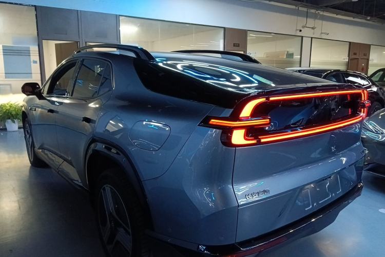 Used CHANGAN NEVO E07 2025 All-Electric 4x4 with 90 kWh Max Intelligent Driving Version
