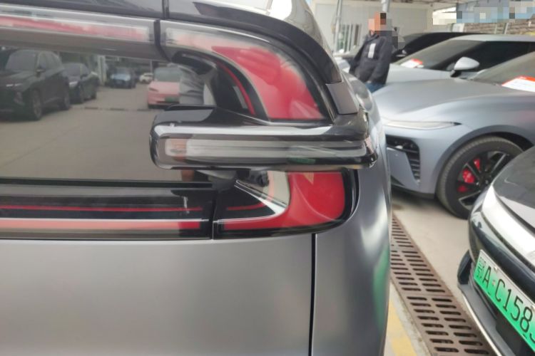 Used CHANGAN NEVO E07 2025 All-Electric 4x4 with 90 kWh Max Intelligent Driving Version Right Rear Taillight