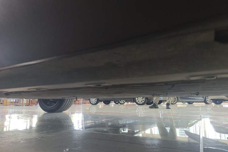 Used CHANGAN NEVO E07 2025 All-Electric 4x4 90kWh Ultra High-Performance Edition Right Side Sill