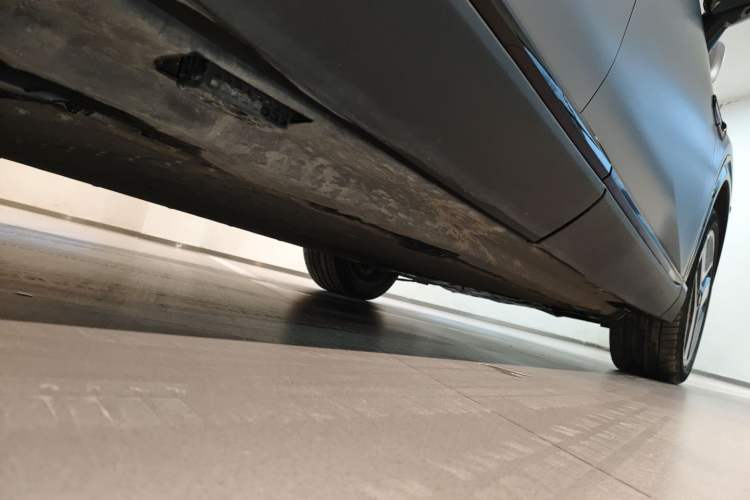 Used CHANGAN NEVO E07 2025 All-Electric 4x4 90kWh Ultra High-Performance Edition Right Side Sill