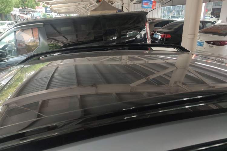 Used CHANGAN NEVO E07 2025 All-Electric 4x4 90kWh Ultra High-Performance Edition Roof