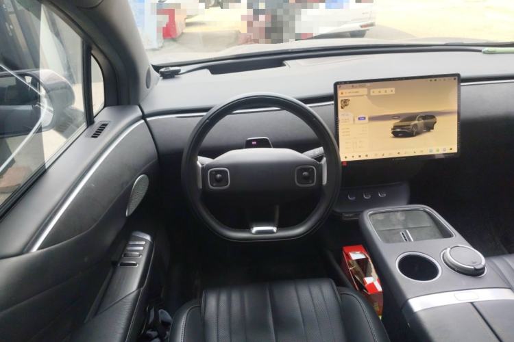 Used CHANGAN NEVO E07 2026 Model Pure Electric Four-Wheel Drive 90kWh Dacheng Edition Steering Wheel