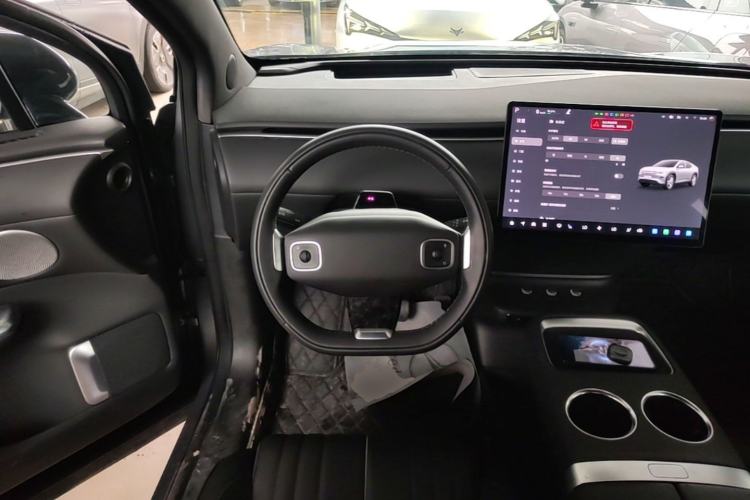 Used CHANGAN NEVO E07 2026 Model Pure Electric Four-Wheel Drive 90kWh Dacheng Edition Steering Wheel