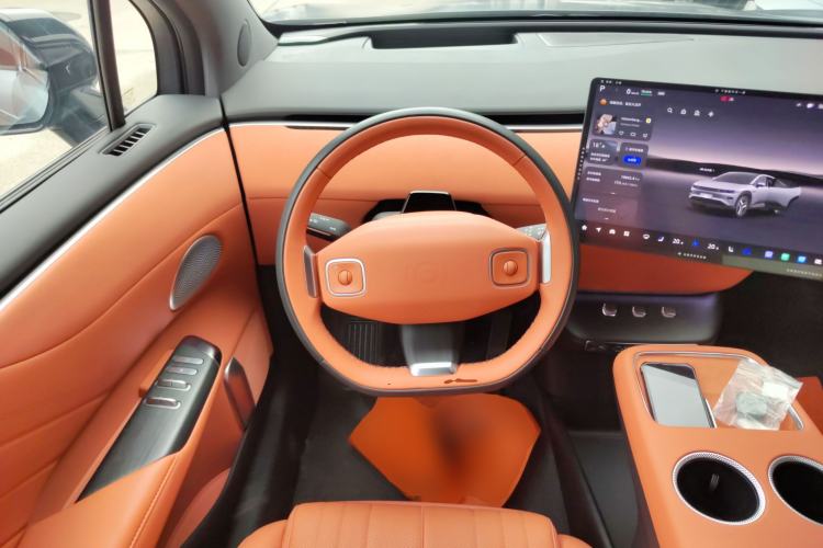 Used CHANGAN NEVO E07 2025 All-Electric 4x4 with 90 kWh Max Intelligent Driving Version Steering Wheel