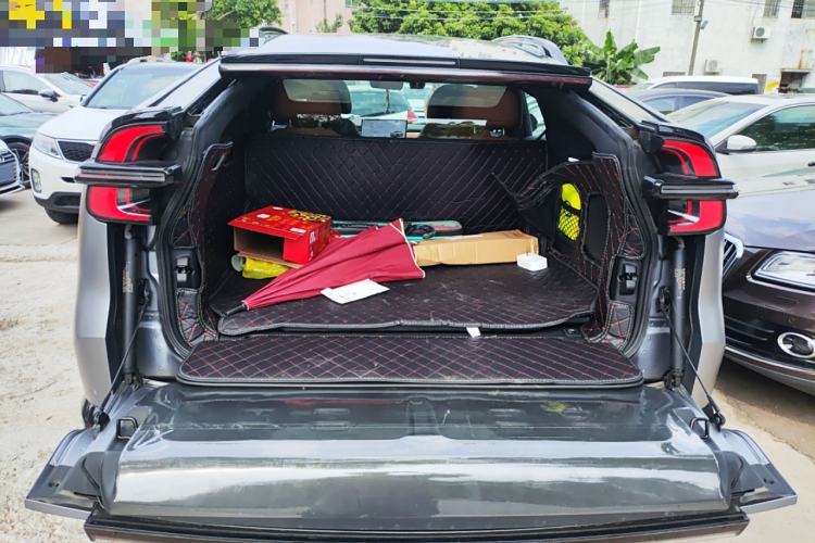 Used CHANGAN NEVO E07 2025 All-Electric 4x4 90kWh Ultra High-Performance Edition Trunk