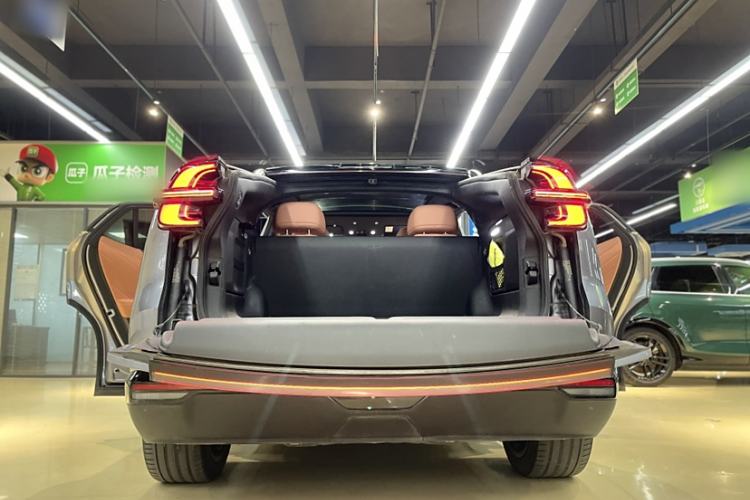 Used CHANGAN NEVO E07 2025 All-Electric 4x4 90kWh Ultra High-Performance Edition Trunk