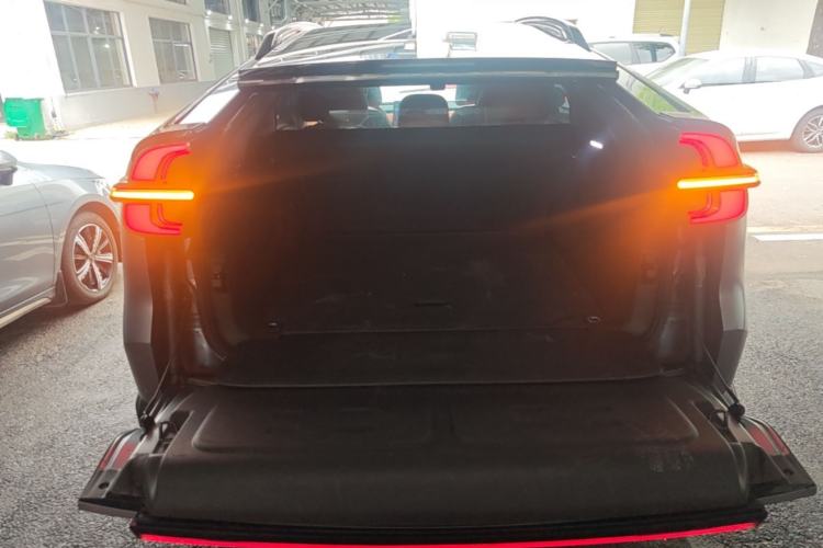 Used CHANGAN NEVO E07 2026 Model Pure Electric Four-Wheel Drive 90kWh Dacheng Edition Trunk