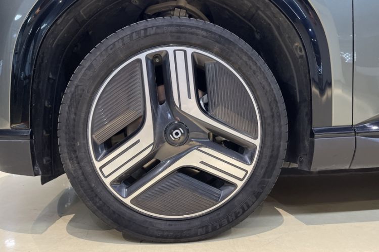 Used CHANGAN NEVO E07 2025 All-Electric 4x4 90kWh Ultra High-Performance Edition Exterior 2