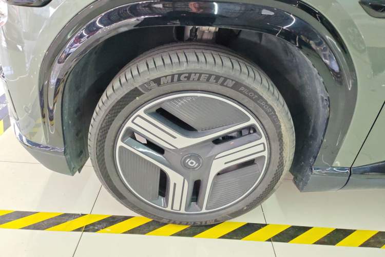 Used CHANGAN NEVO E07 2025 All-Electric 4x4 90kWh Ultra High-Performance Edition Exterior 7