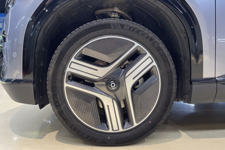 Used CHANGAN NEVO E07 2025 All-Electric 4x4 90kWh Ultra High-Performance Edition Exterior 1