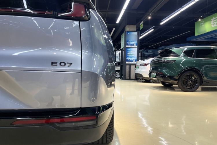 Used CHANGAN NEVO E07 2026 Model Pure Electric Four-Wheel Drive 90kWh Dacheng Edition Exterior 11