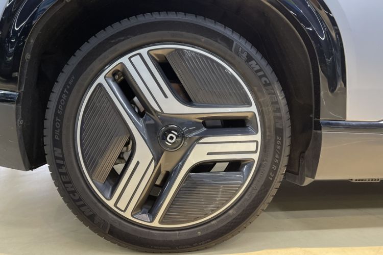 Used CHANGAN NEVO E07 2025 All-Electric 4x4 90kWh Ultra High-Performance Edition Exterior 2
