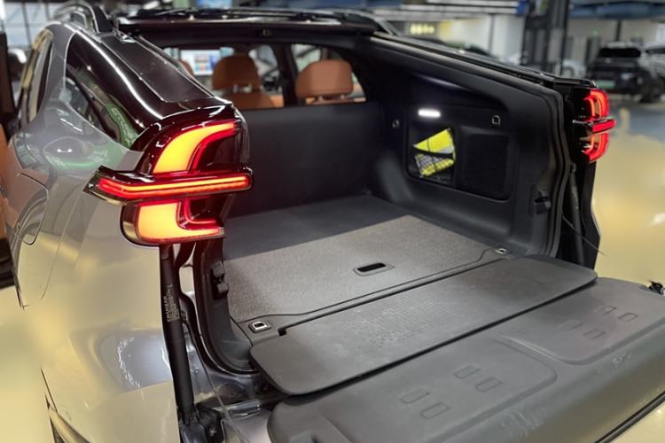 Used CHANGAN NEVO E07 2025 All-Electric 4x4 90kWh Ultra High-Performance Edition Exterior 4