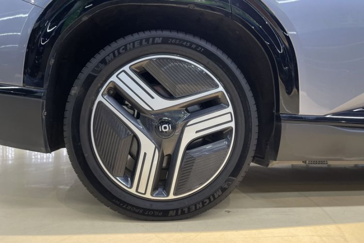 Used CHANGAN NEVO E07 2025 All-Electric 4x4 90kWh Ultra High-Performance Edition Exterior 8