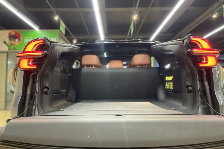 Used CHANGAN NEVO E07 2025 All-Electric 4x4 90kWh Ultra High-Performance Edition Exterior 9