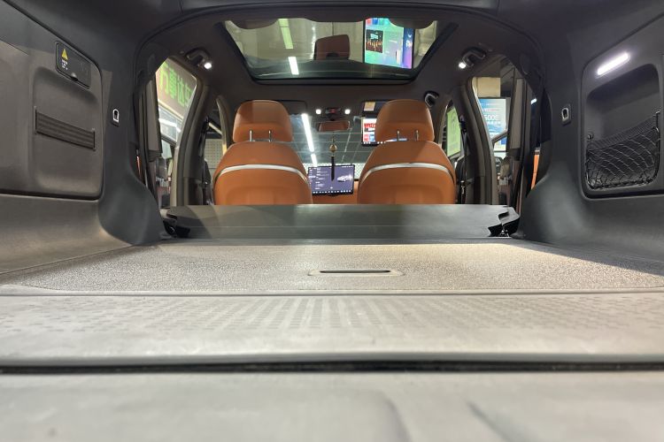 Used CHANGAN NEVO E07 2025 All-Electric 4x4 90kWh Ultra High-Performance Edition Headliner