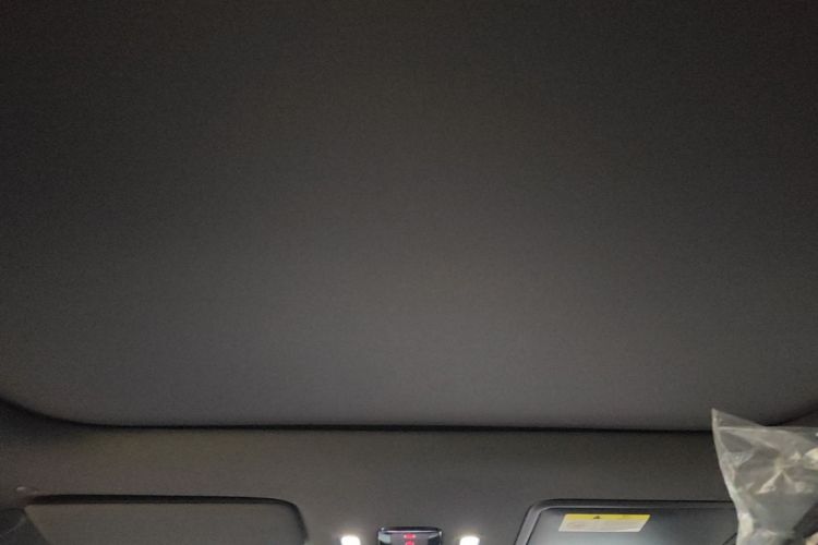 Used CHANGAN NEVO E07 2025 All-Electric 4x4 with 90 kWh Max Intelligent Driving Version Headliner