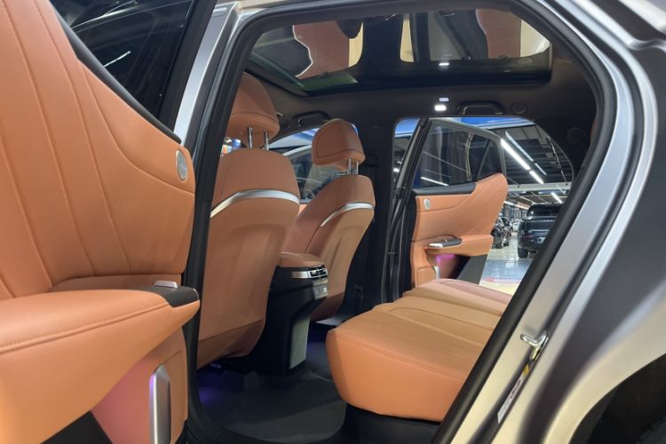 Used CHANGAN NEVO E07 2025 All-Electric 4x4 90kWh Ultra High-Performance Edition Headliner