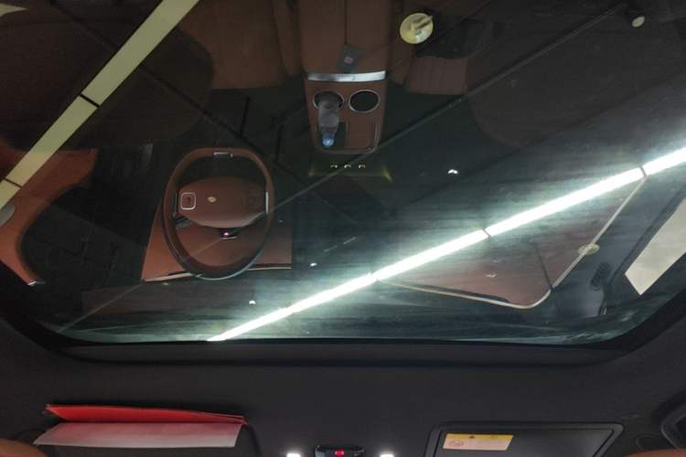 Used CHANGAN NEVO E07 2026 Model Pure Electric Four-Wheel Drive 90kWh Dacheng Edition Headliner