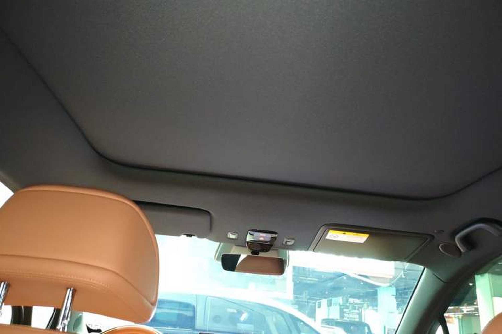 Used CHANGAN NEVO E07 2025 All-Electric 4x4 with 90 kWh Max Intelligent Driving Version Headliner