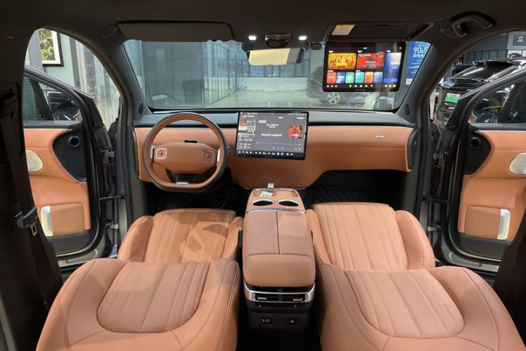 Used CHANGAN NEVO E07 2025 All-Electric 4x4 90kWh Ultra High-Performance Edition Headliner