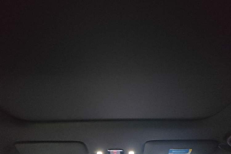 Used CHANGAN NEVO E07 2025 Extended-Range Two-Wheel Drive 39kWh Pro Smart Edition Headliner
