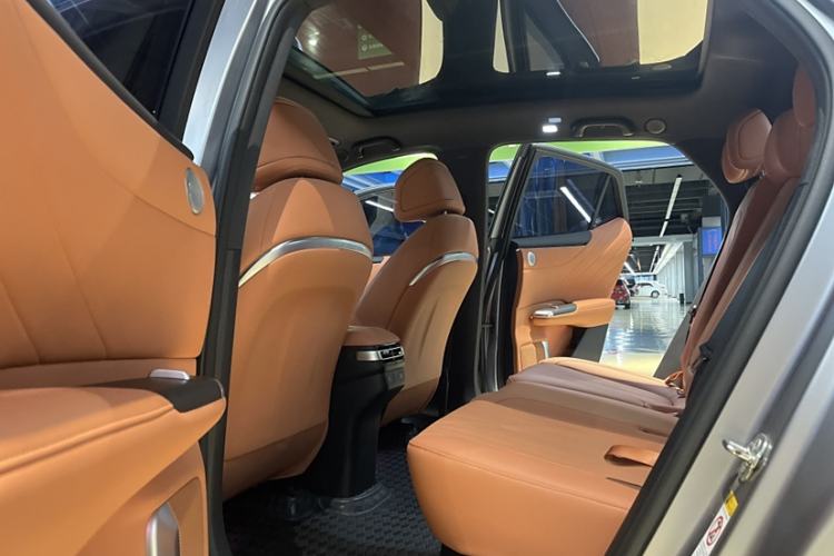 Used CHANGAN NEVO E07 2025 All-Electric 4x4 90kWh Ultra High-Performance Edition Interior 1