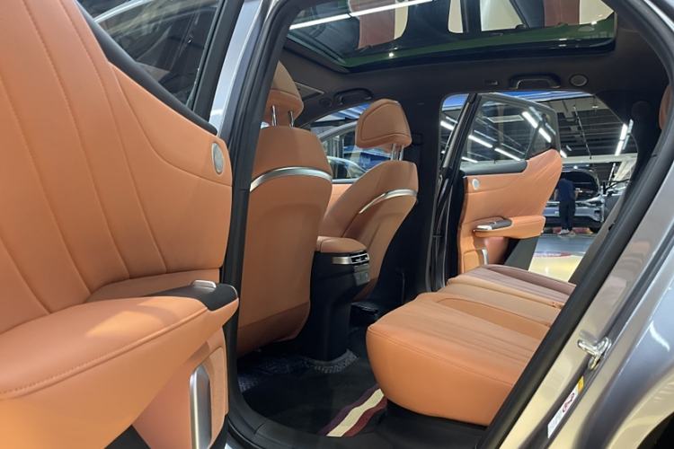 Used CHANGAN NEVO E07 2025 All-Electric 4x4 90kWh Ultra High-Performance Edition Interior 1