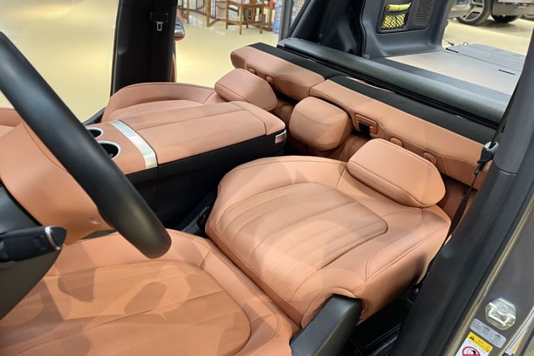 Used CHANGAN NEVO E07 2025 All-Electric 4x4 90kWh Ultra High-Performance Edition Interior 2