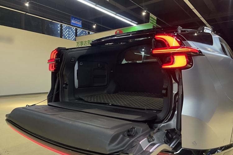 Used CHANGAN NEVO E07 2025 All-Electric 4x4 90kWh Ultra High-Performance Edition Interior 3