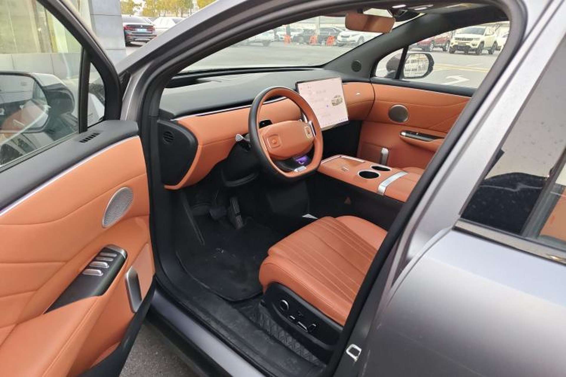 Used CHANGAN NEVO E07 2025 All-Electric 4x4 90kWh Ultra High-Performance Edition Interior 3