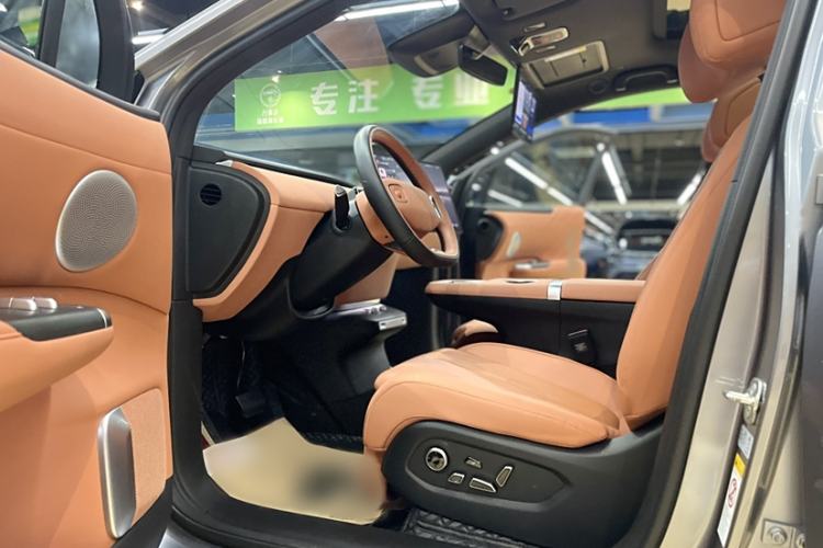 Used CHANGAN NEVO E07 2025 All-Electric 4x4 90kWh Ultra High-Performance Edition Interior 4