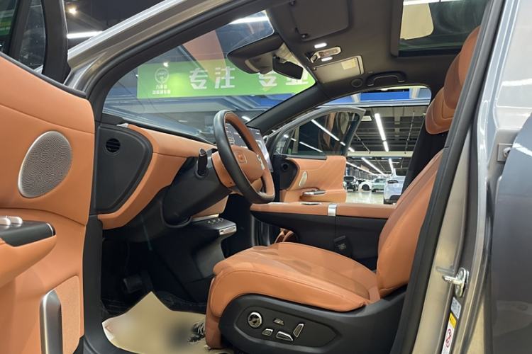 Used CHANGAN NEVO E07 2025 All-Electric 4x4 90kWh Ultra High-Performance Edition Interior 4