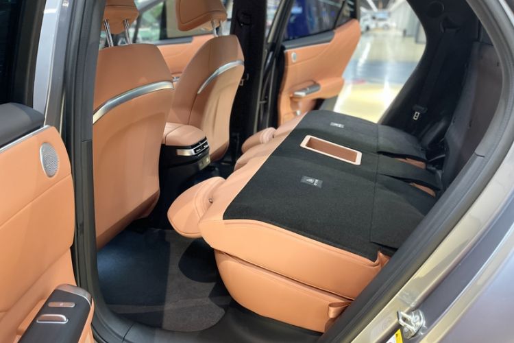 Used CHANGAN NEVO E07 2025 All-Electric 4x4 90kWh Ultra High-Performance Edition Interior 6