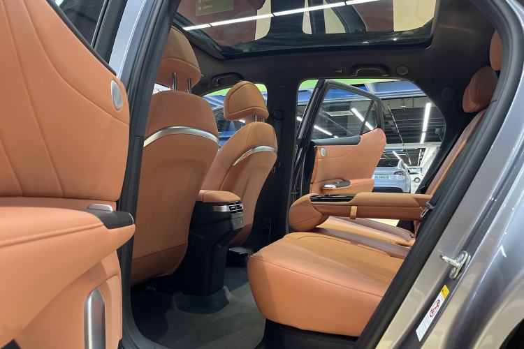 Used CHANGAN NEVO E07 2025 All-Electric 4x4 90kWh Ultra High-Performance Edition Interior 7