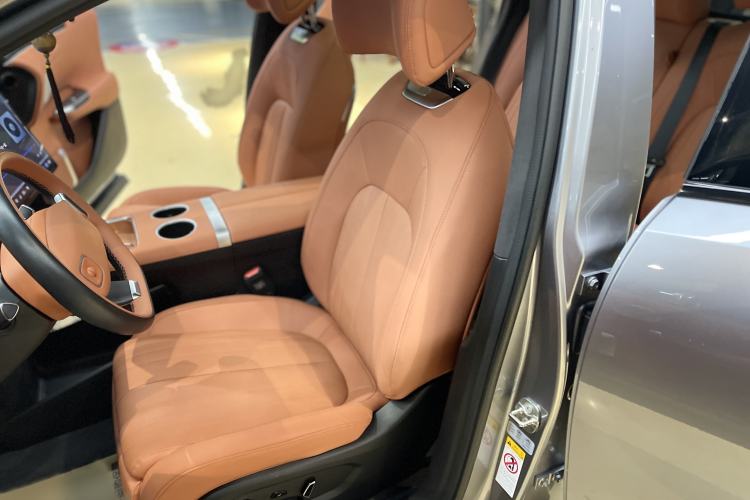Used CHANGAN NEVO E07 2025 All-Electric 4x4 90kWh Ultra High-Performance Edition Left Front Seat
