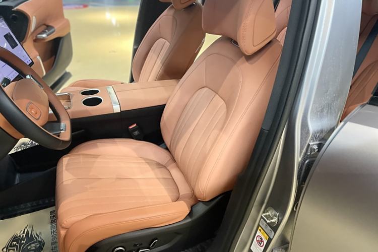 Used CHANGAN NEVO E07 2025 All-Electric 4x4 90kWh Ultra High-Performance Edition Left Front Seat