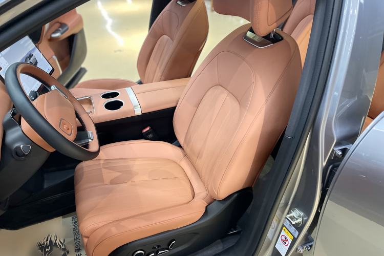 Used CHANGAN NEVO E07 2025 All-Electric 4x4 90kWh Ultra High-Performance Edition Left Front Seat