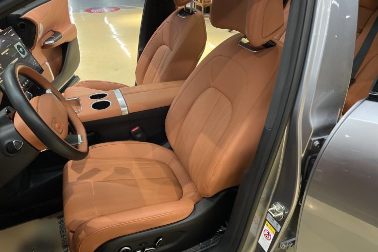 Used CHANGAN NEVO E07 2025 All-Electric 4x4 90kWh Ultra High-Performance Edition Left Front Seat