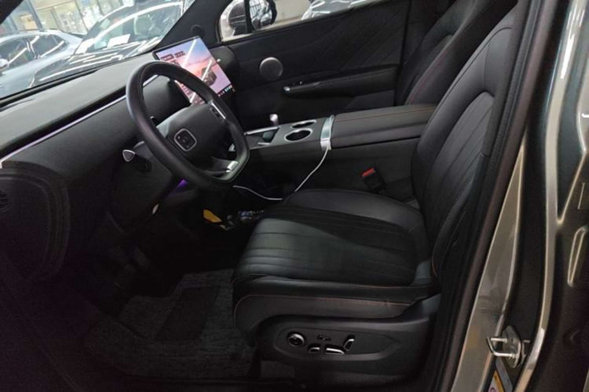 Used CHANGAN NEVO E07 2025 Extended-Range Two-Wheel Drive 39kWh Pro Smart Edition Left Front Seat